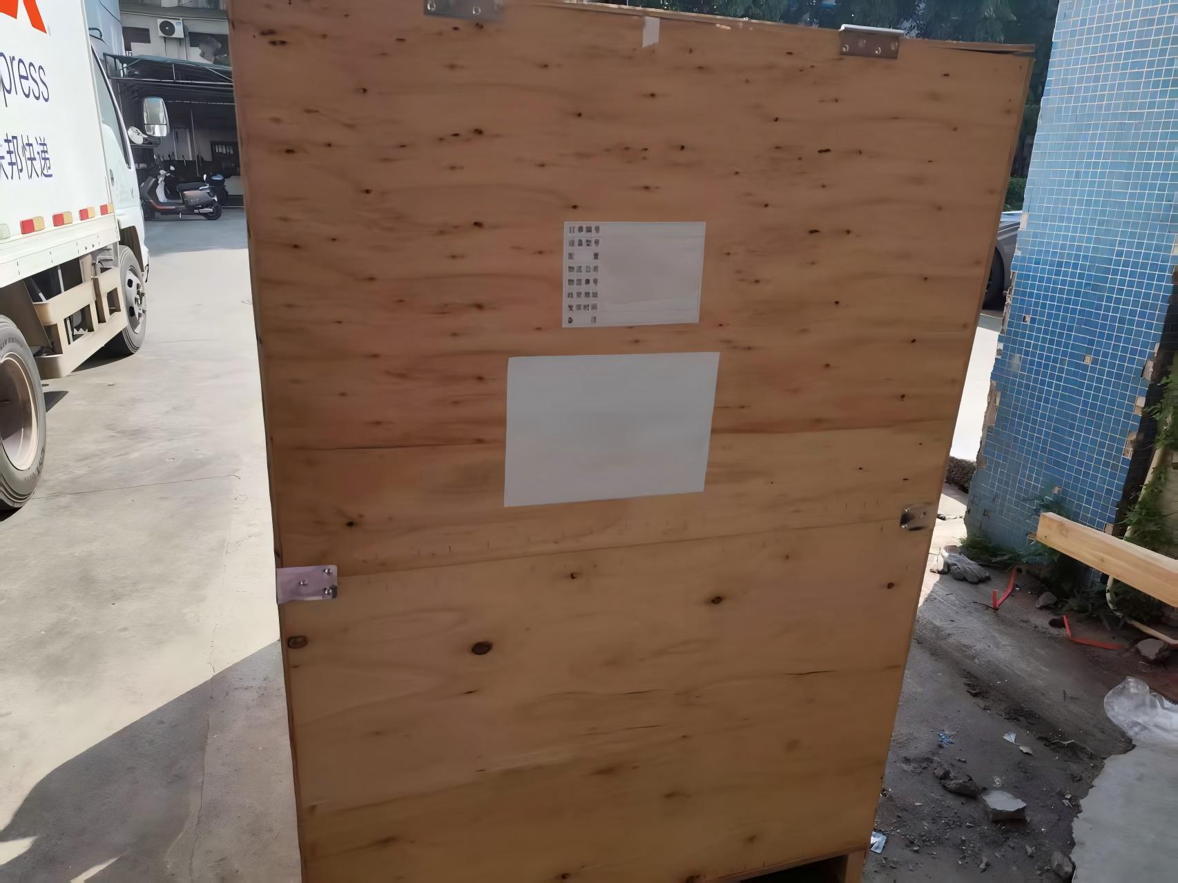 Export wooden crate for the plasma surface treatment system prepared for delivery to Spain