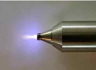 Low-temperature plasma surface