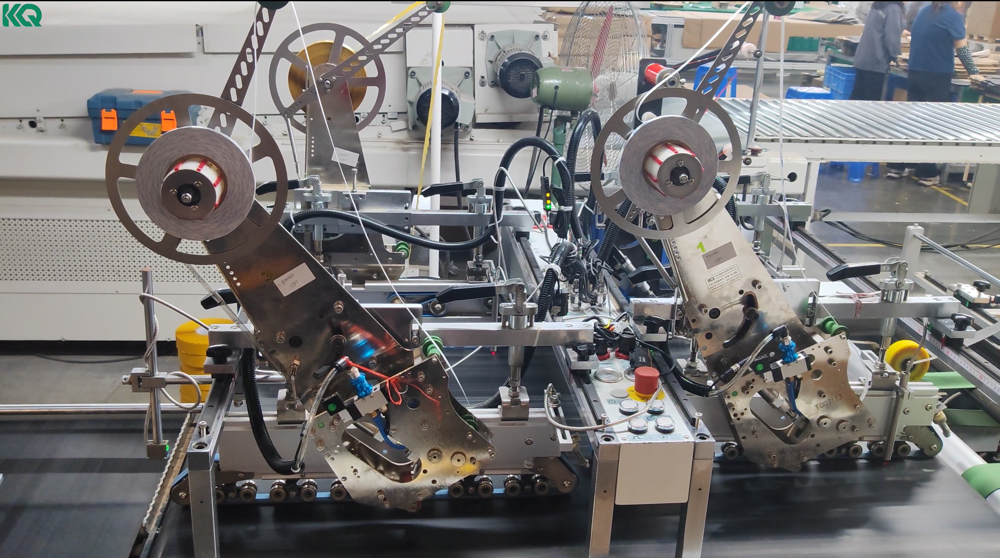 Automatic tear tape and double-sided tape application machine